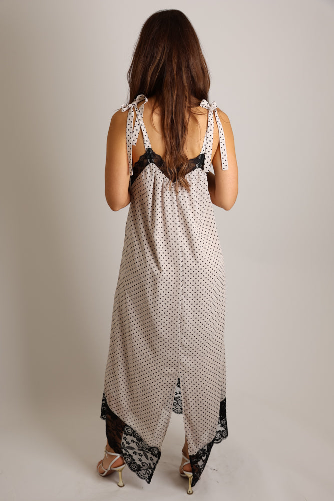 VESTIDO SWALLOW