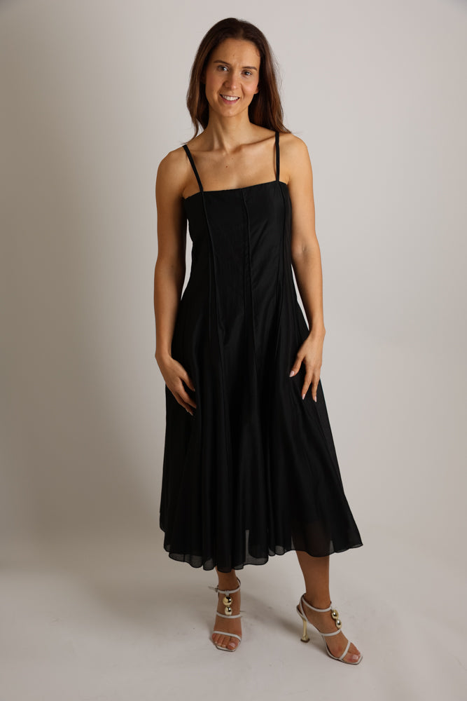 VESTIDO SWALLOW